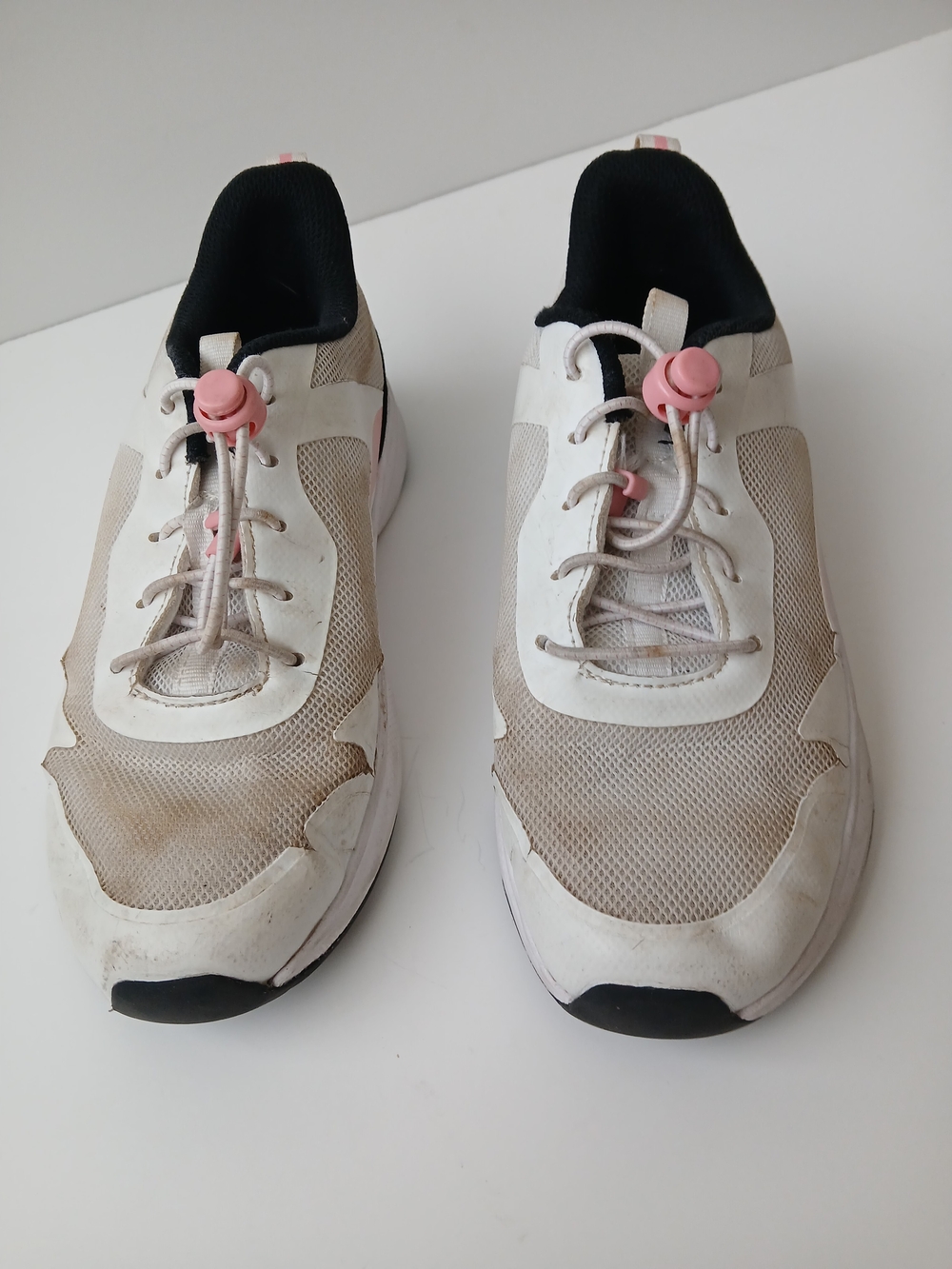 Kid’s White and Beige Lace-Up Athletic Sneakers, Size 3